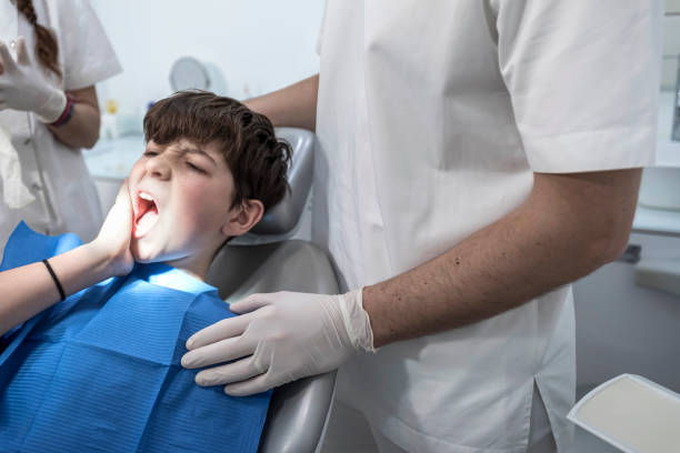 Best Emergency Treatment for Dental Infections or Abscesses in Lakeside, FL